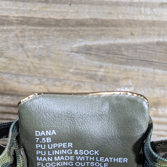 Steven Madden sandals,w7.5, green 🪖 - Picture 6 of 8